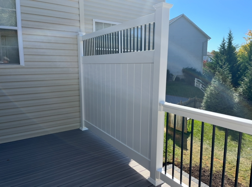 Gray Composite Deck with White Privacy Panel