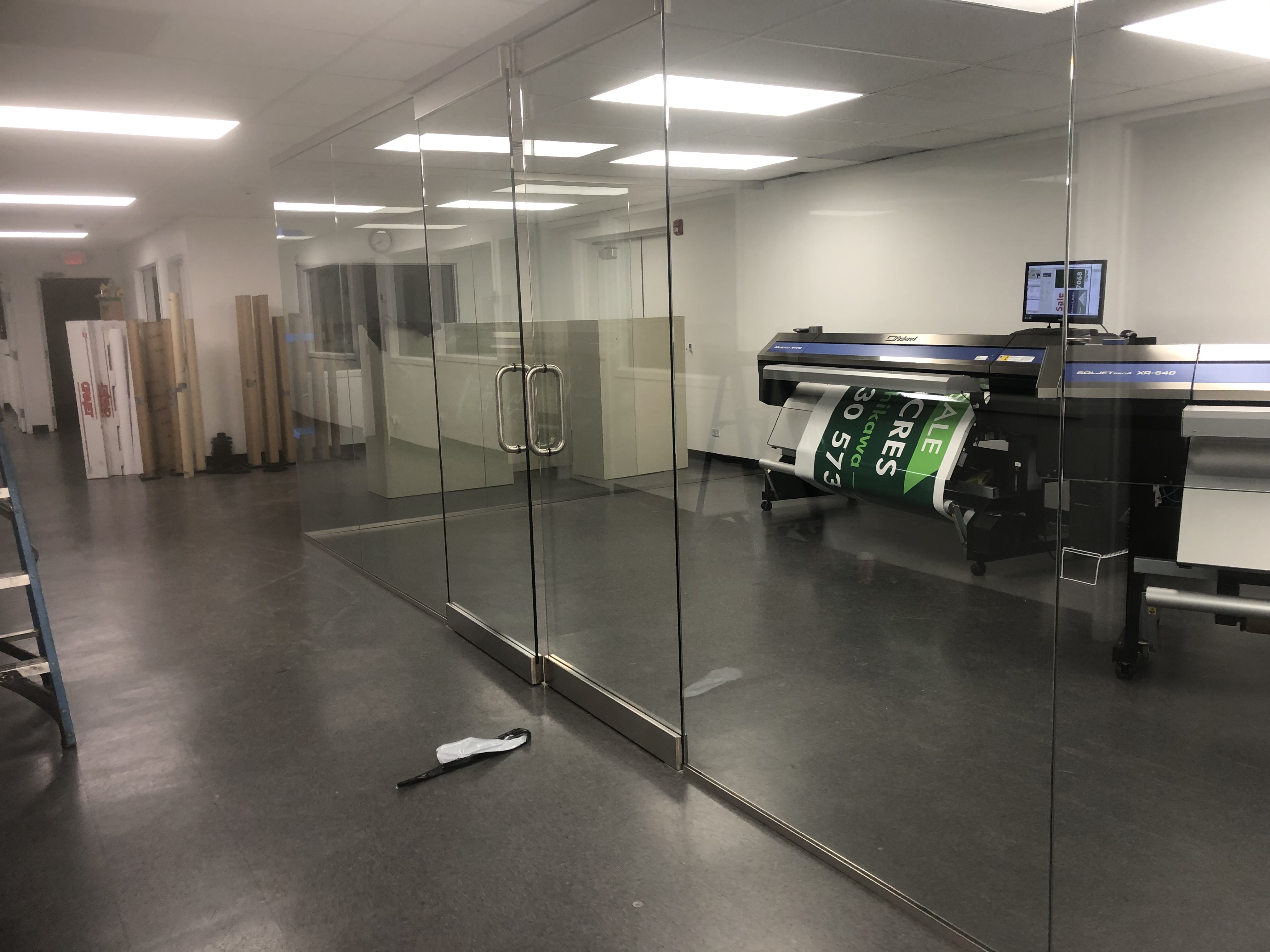Acoustic glass office partitions Chicagoland