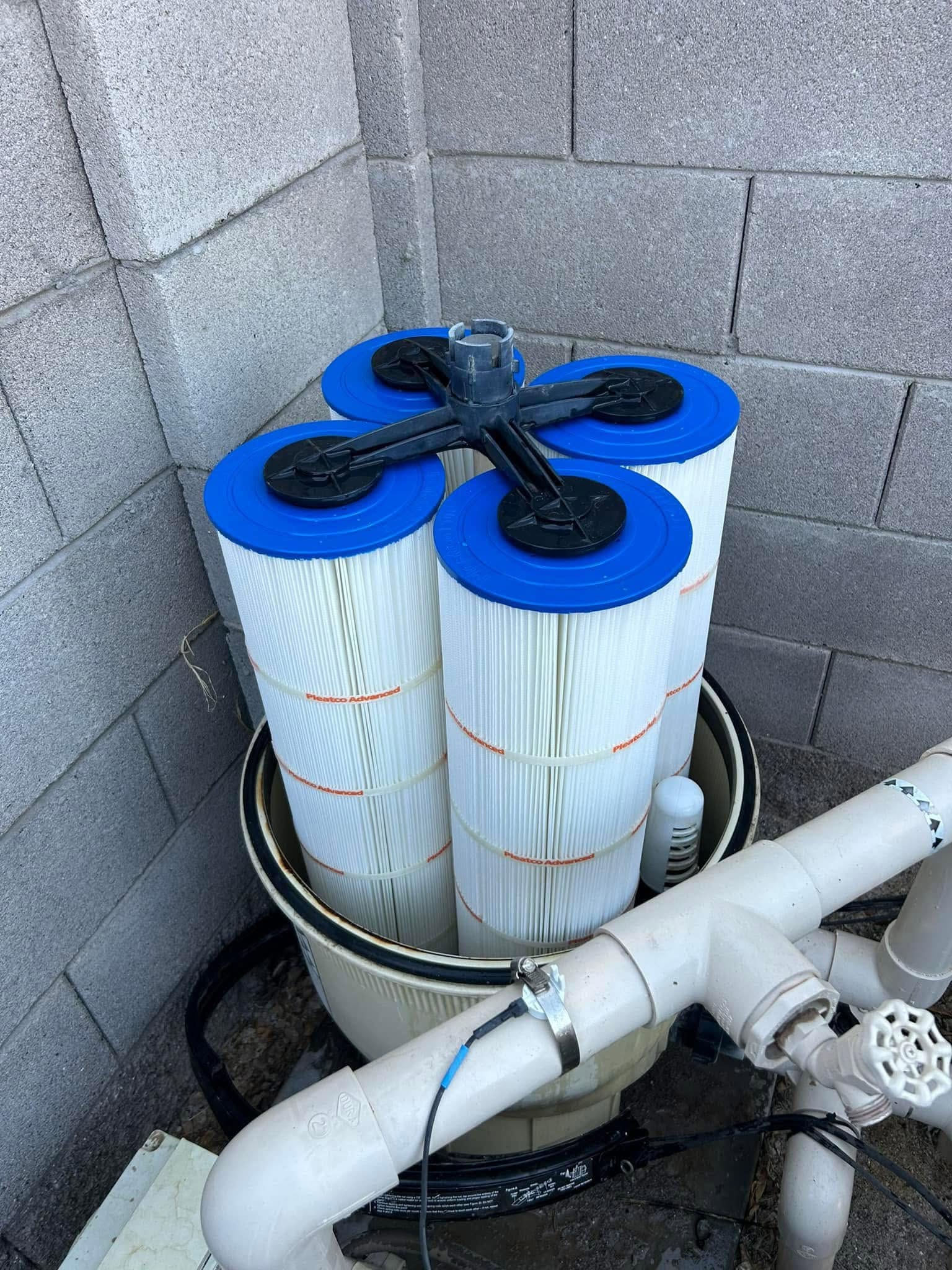 Clean pool filter after cleaning