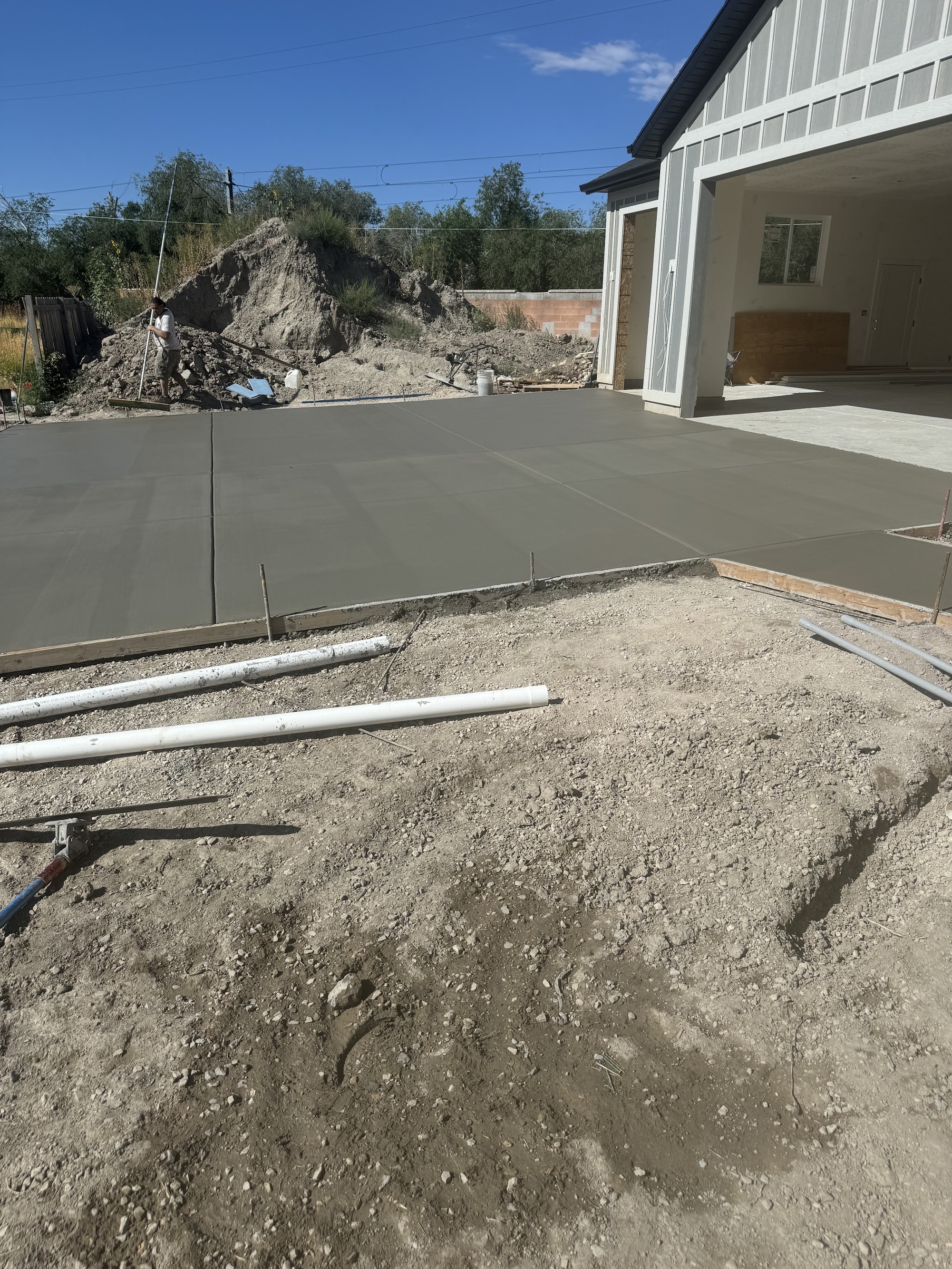 Stevie Manzanares concrete work