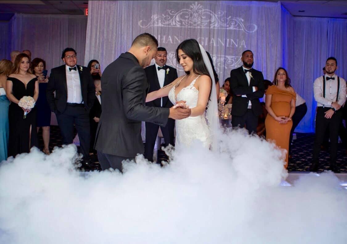 Wedding moment 6