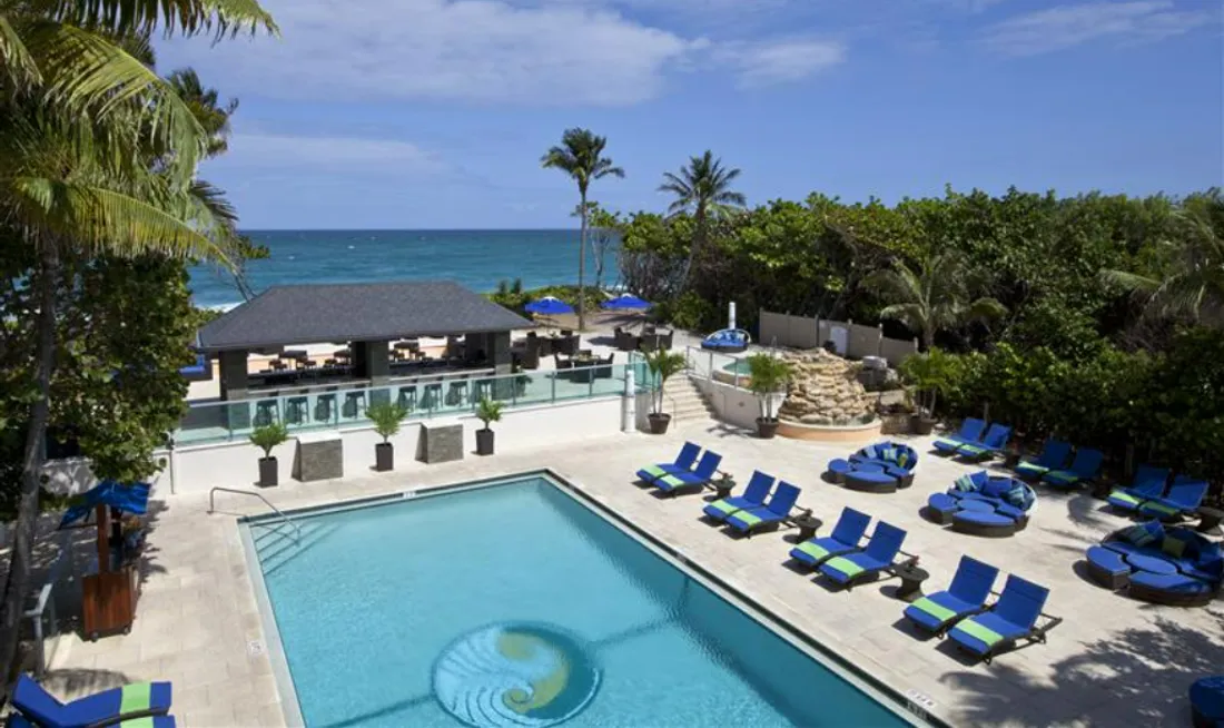 Jupiter Beach Resort & Spa