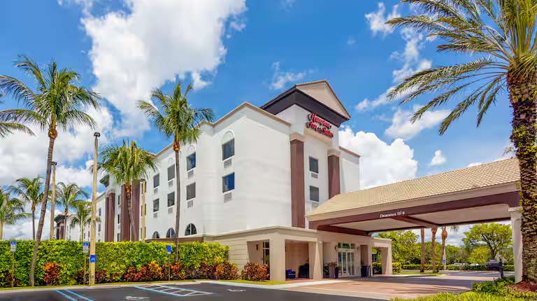 Hampton Inn & Suites Wellington