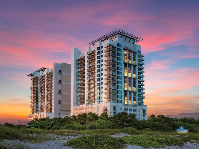 Marriott’s Oceana Palms
