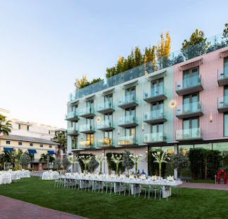 The Ray Hotel