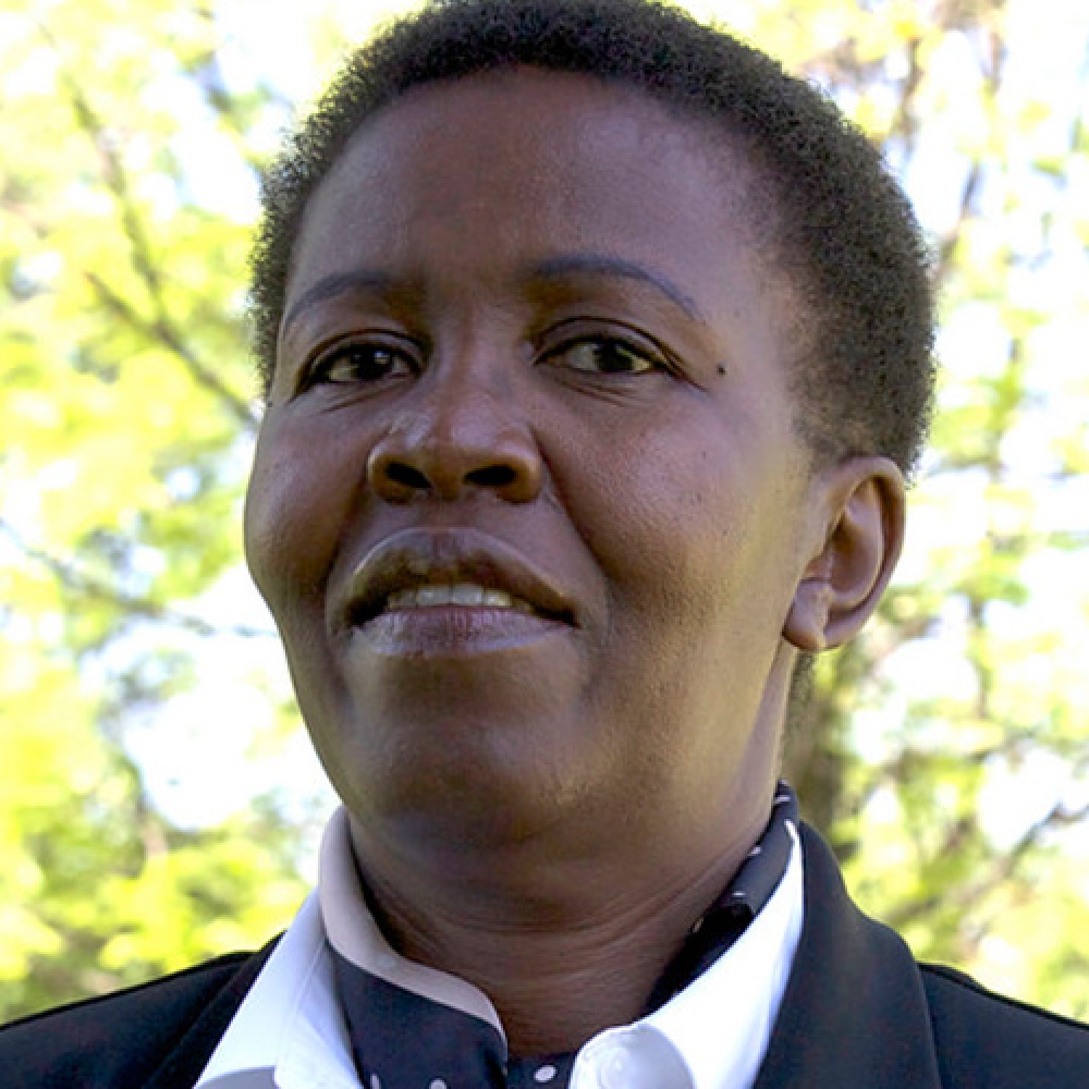 Lindiwe Majele Sibanda — Zimbabwean Agricultural Science legend