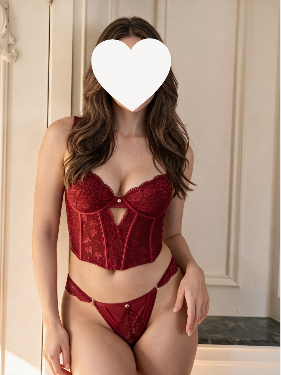 High class escort Emma fotoshoot - Exclusieve companion Amsterdam 1