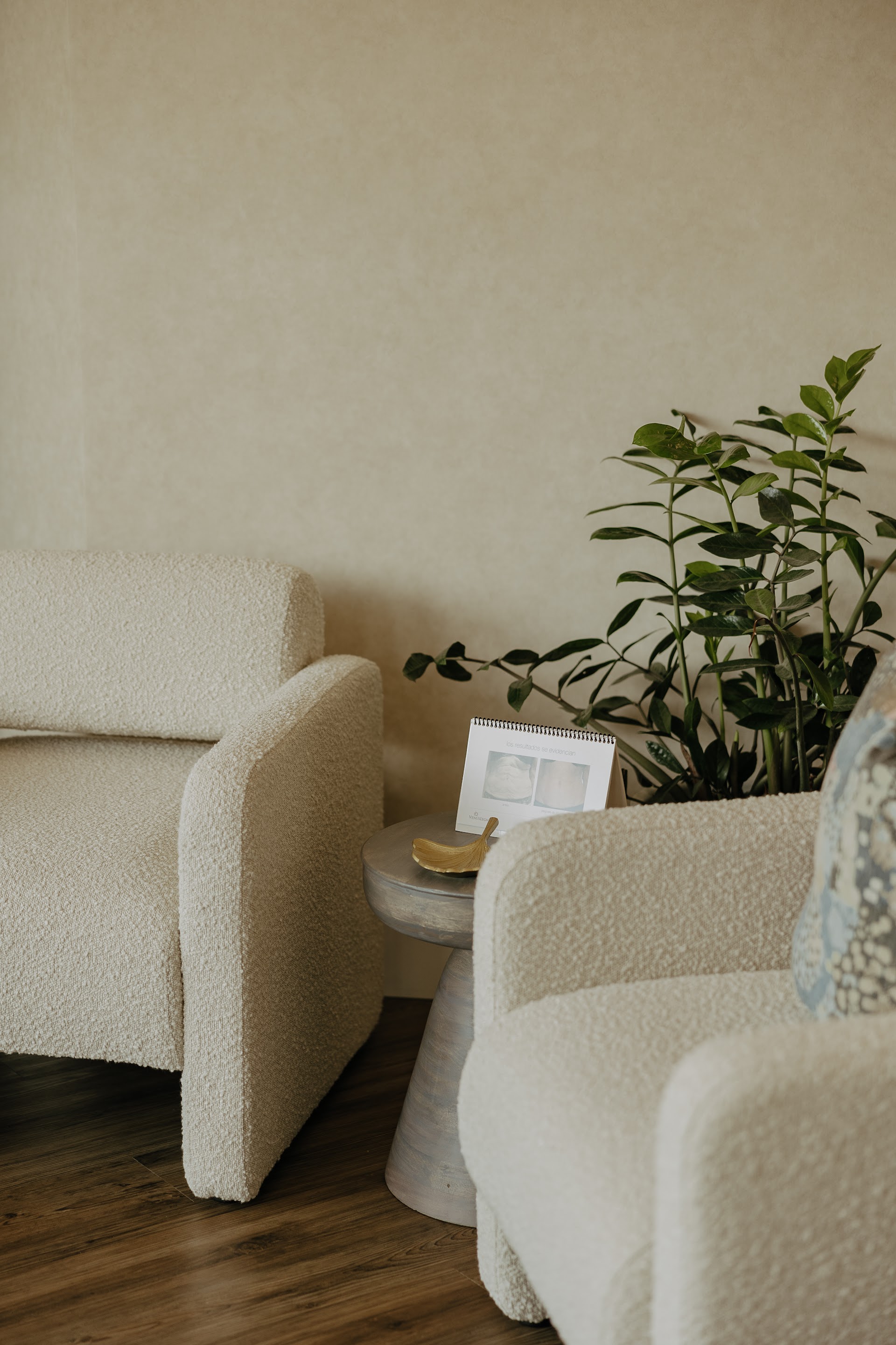 The reception and waiting area at Studio Z Aesthetics in Lexington, KY