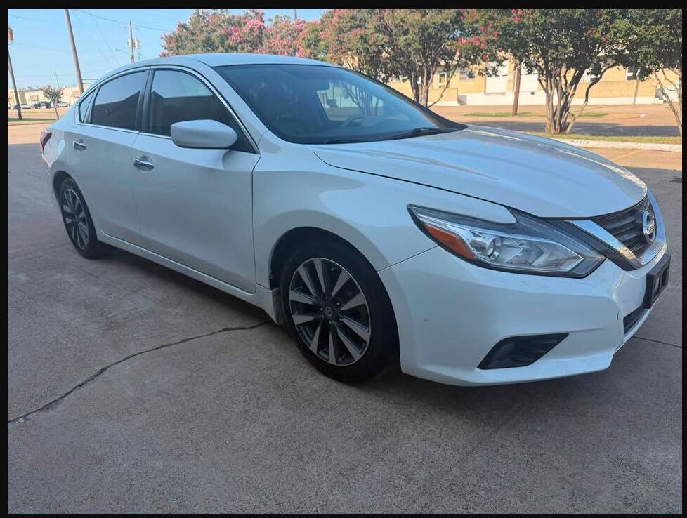 2017 Nissan Altima SV