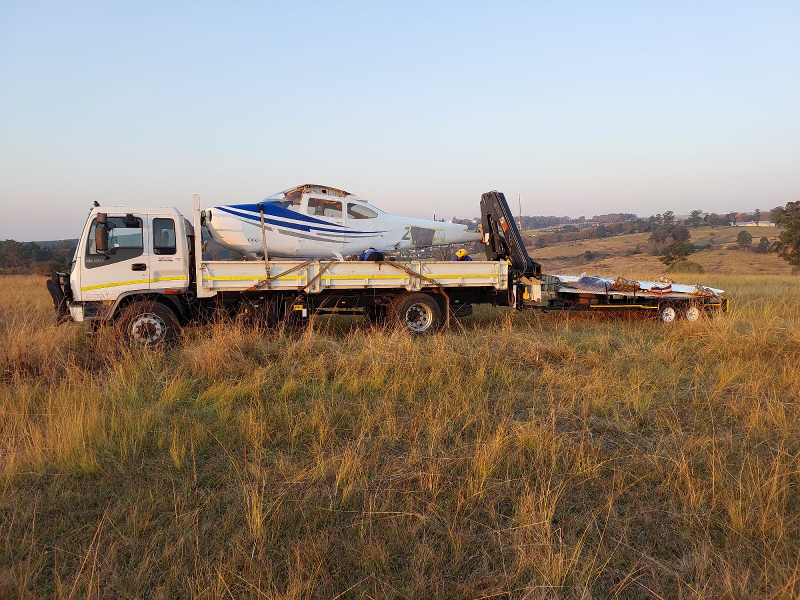 Easy Lift crane and truck hire project gallery image 11