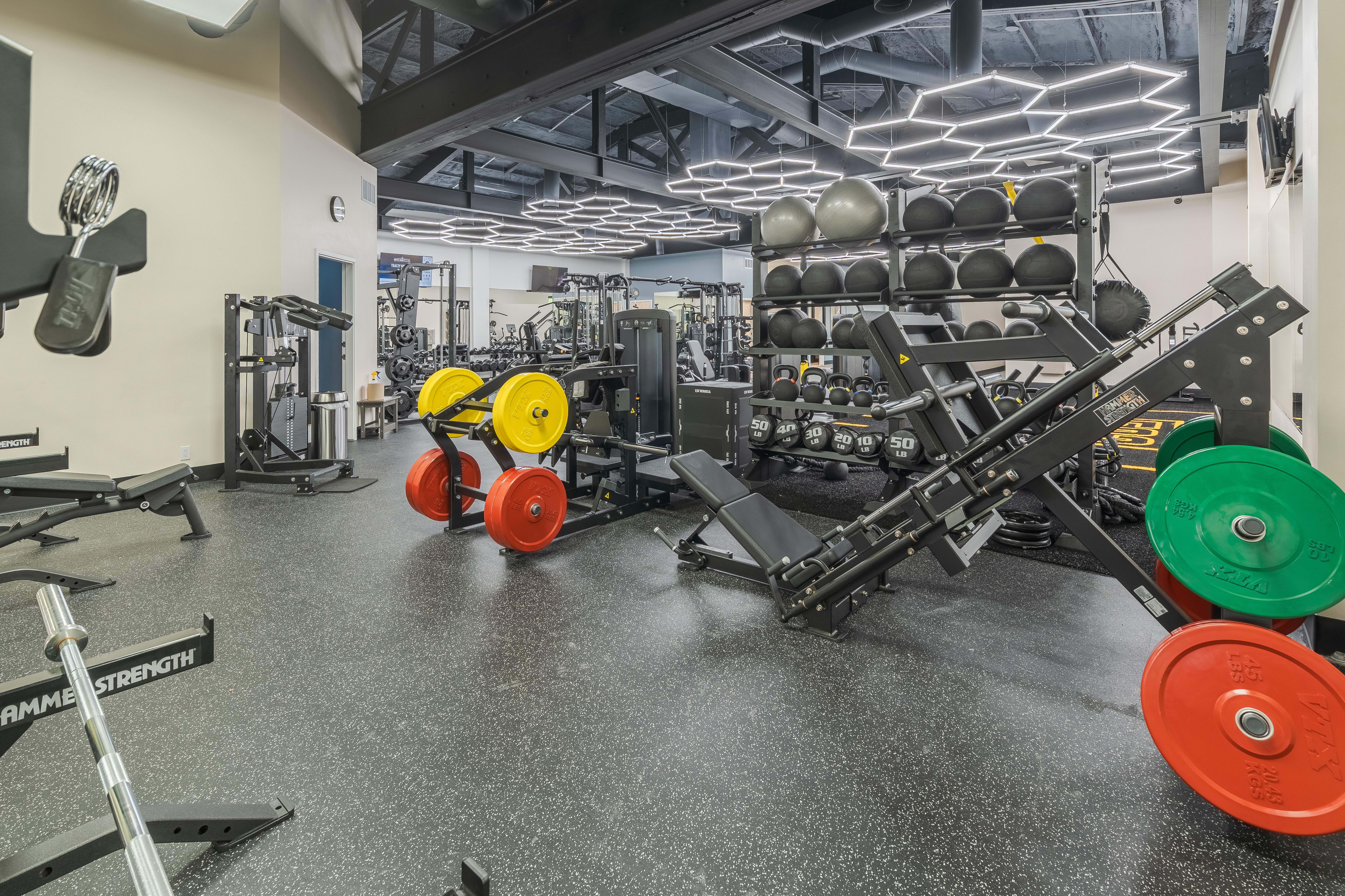 502 Fitness Equipment