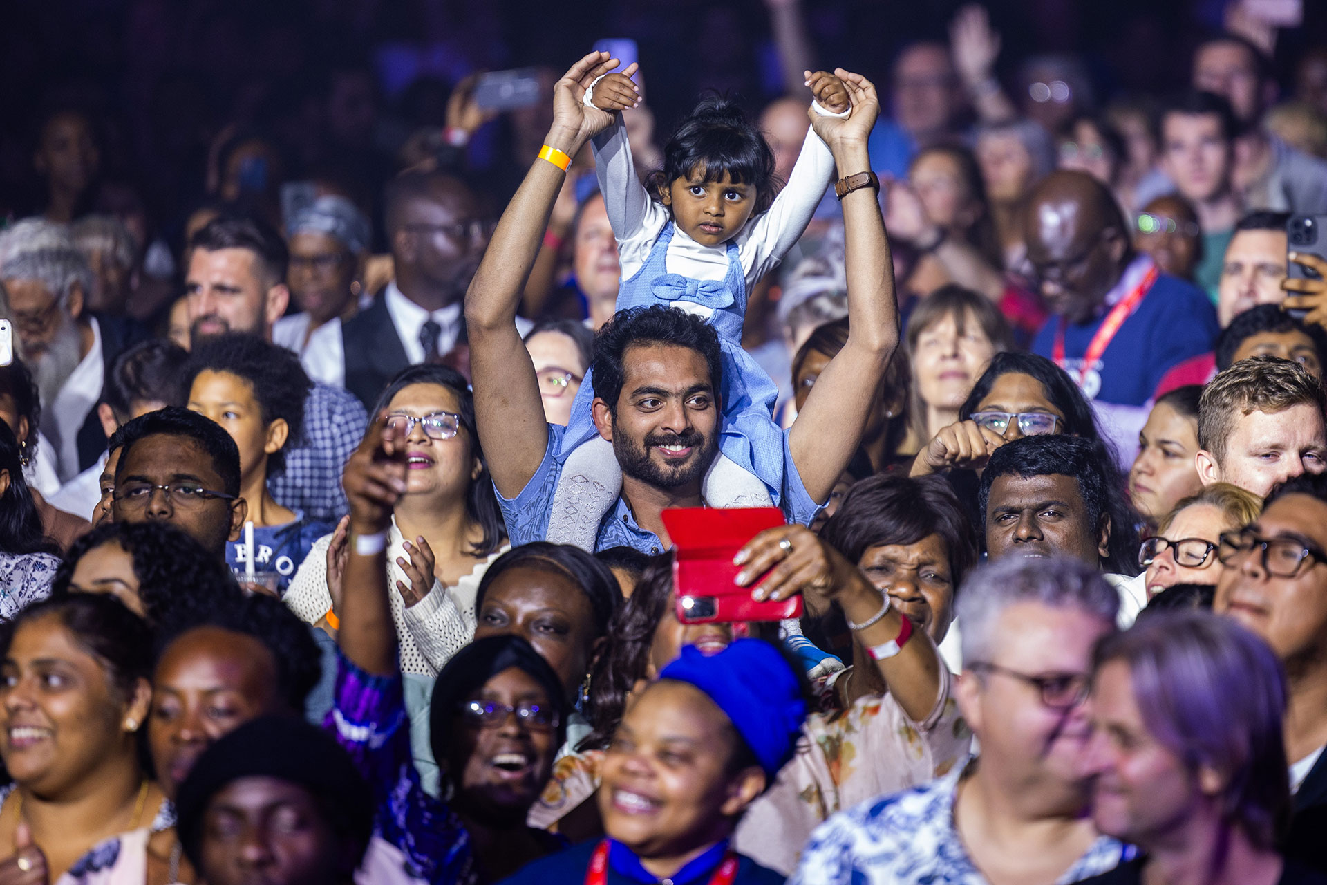 God Loves You Tour in London - Billy Graham Article Feature
