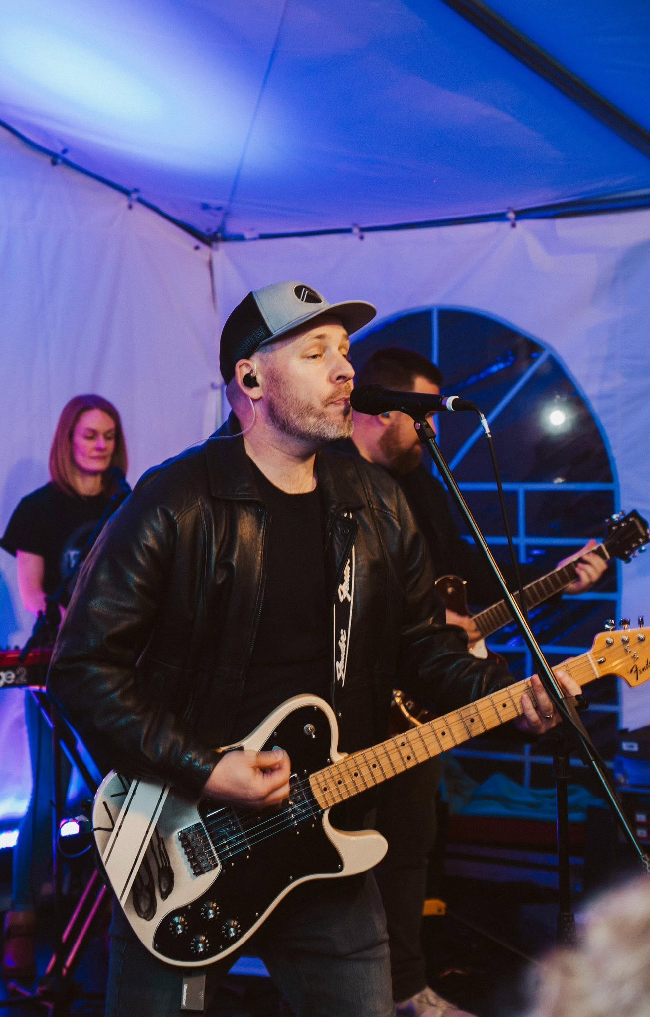 Dave Brackenridge playing guitar