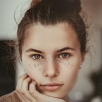 Elena R.