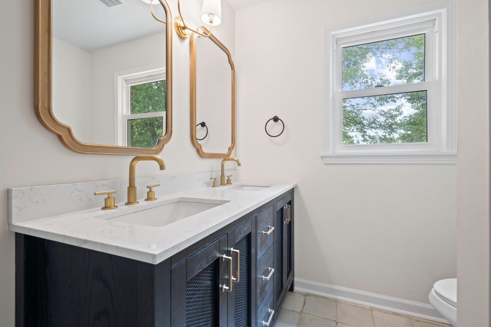 Custom Double Vanity Bath project completed in Columbia, TN by C & X Construction