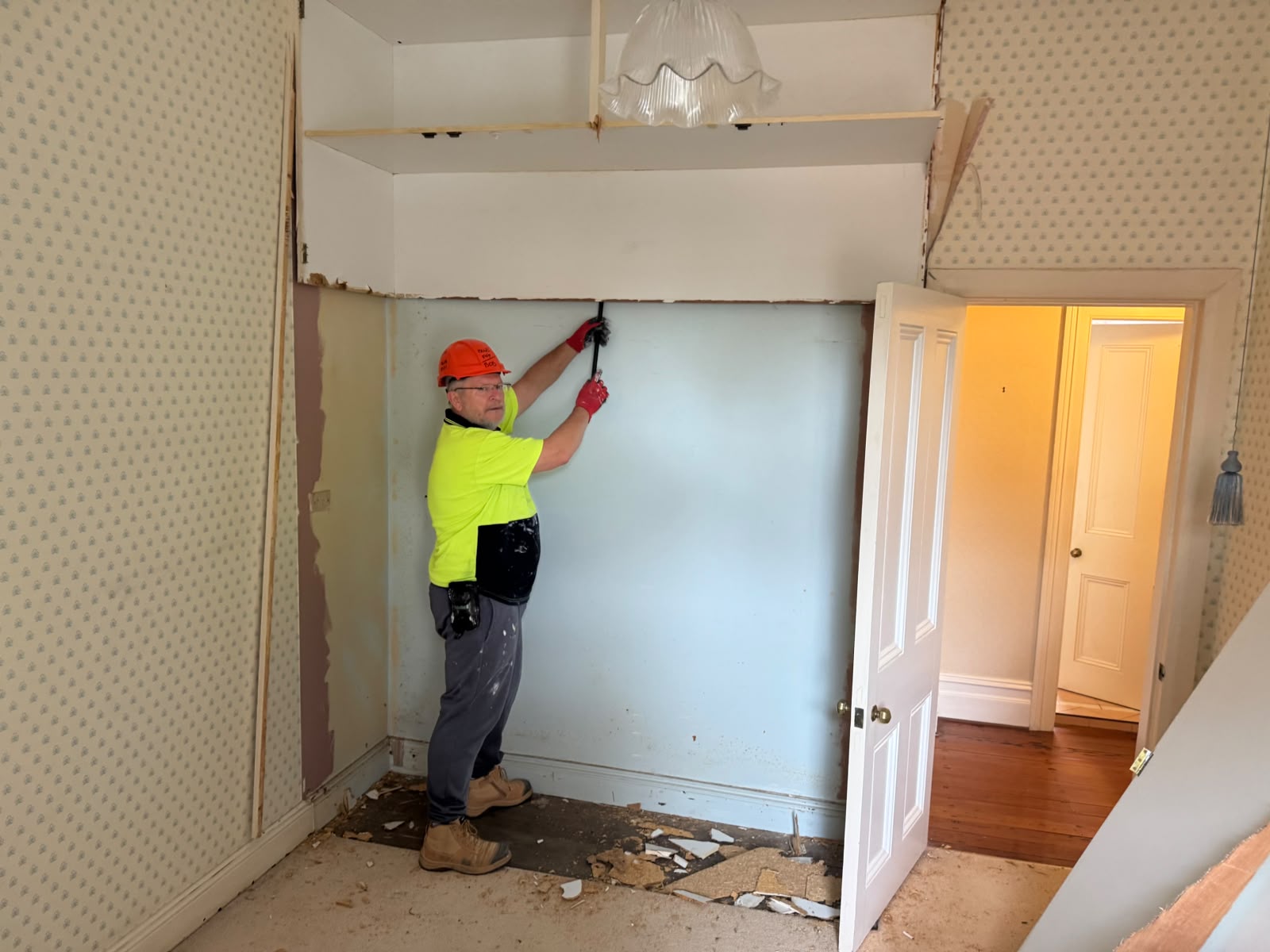 Dominex carpentry and property repairs