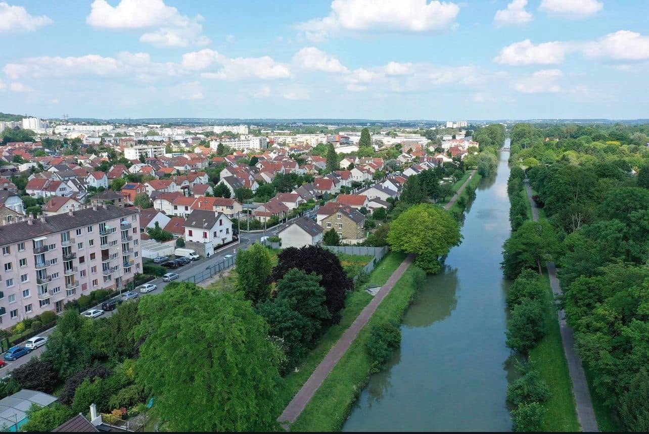 Chelles