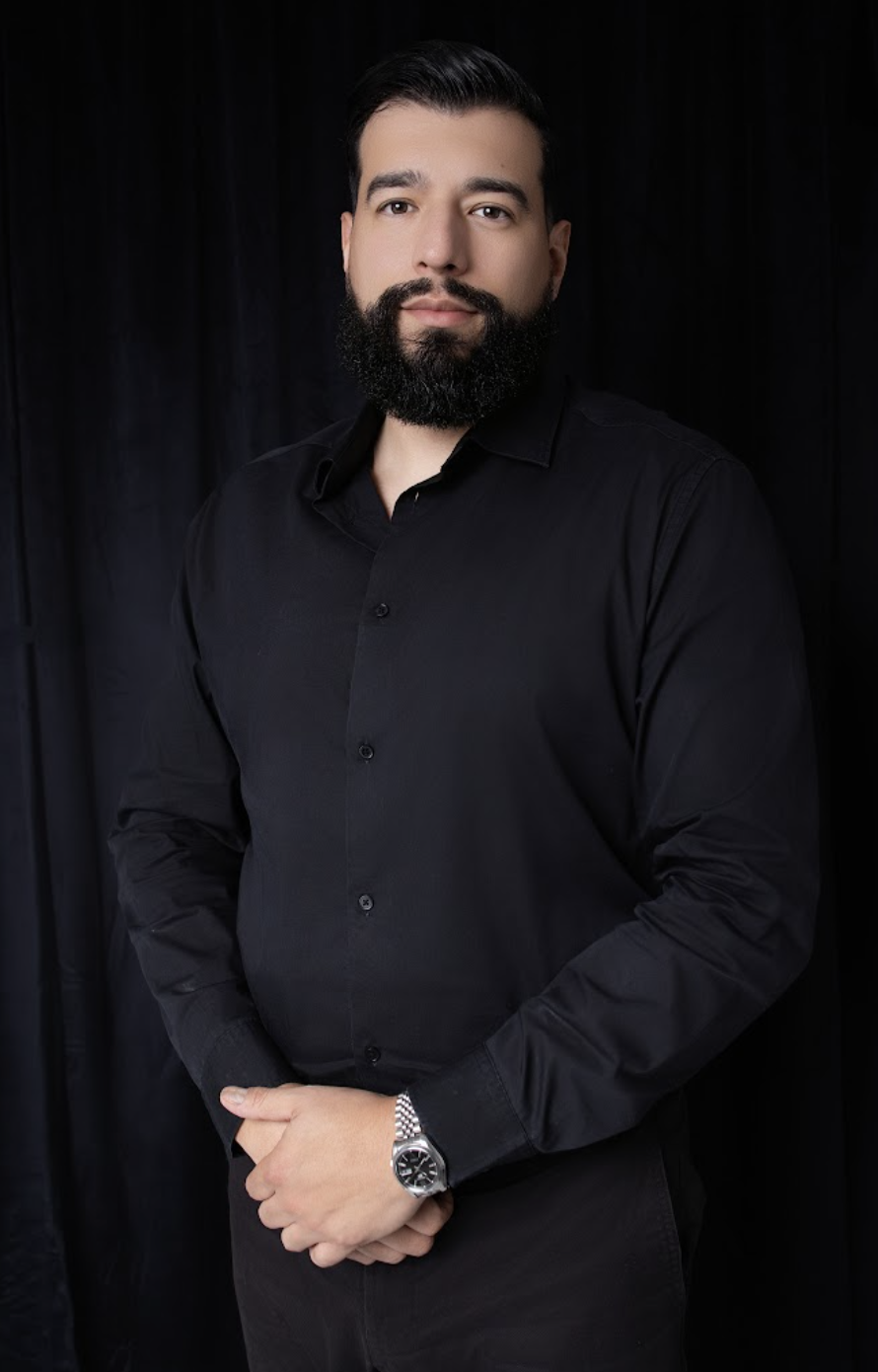 Daniel R