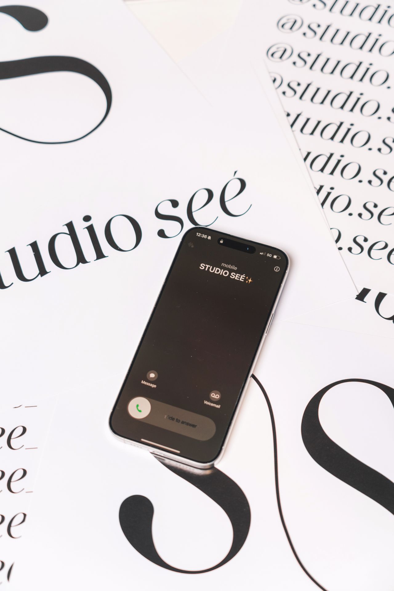 Contact Studio Seé