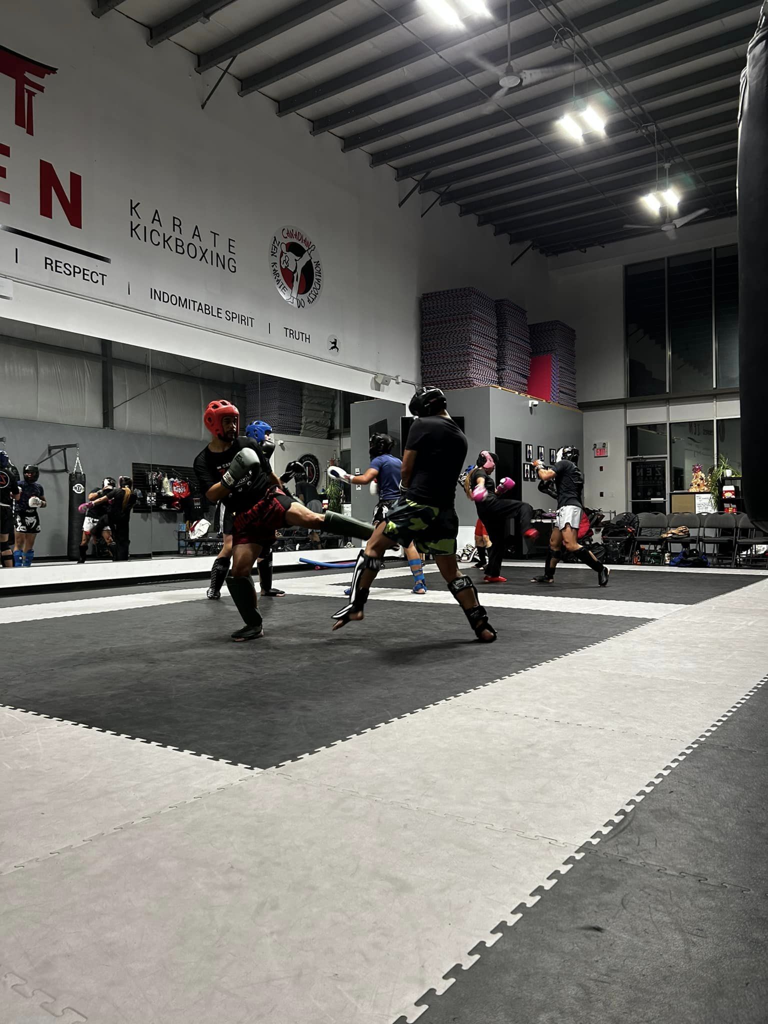 Capicio Kickboxing training and sparring session