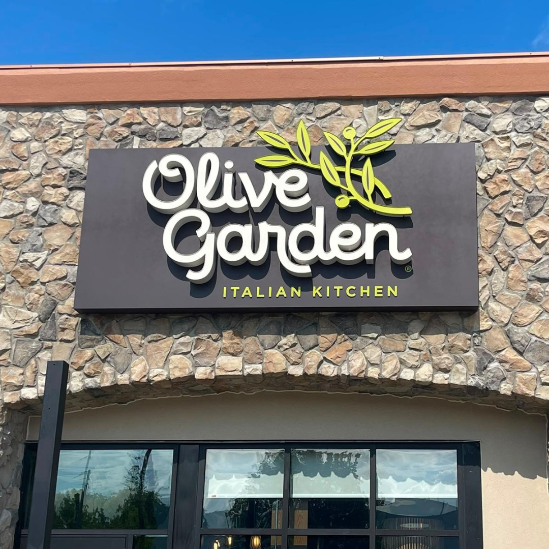 Olive Garden Italian Kitchen dimensional signage