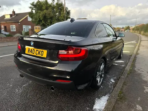 BMW M235i photo 5