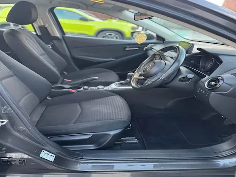 Mazda 2 SE-L Nav+ photo 11