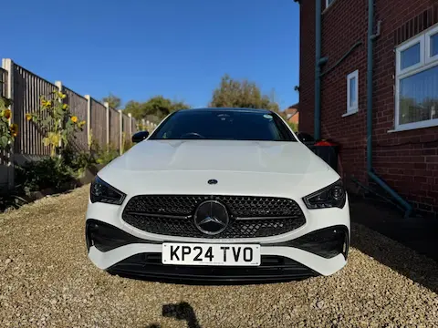 Mercedes-Benz CLA 220 AMG Line Shooting Brake photo 8