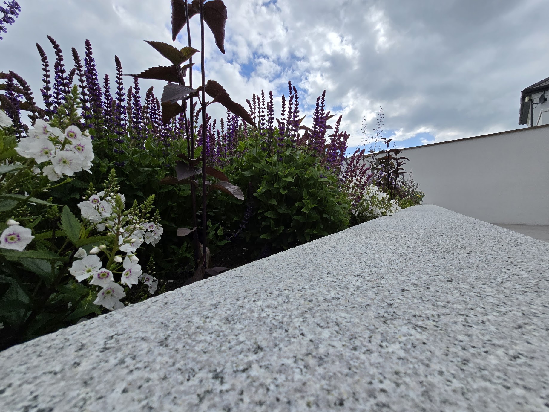 Prestigious Garden gallery 22