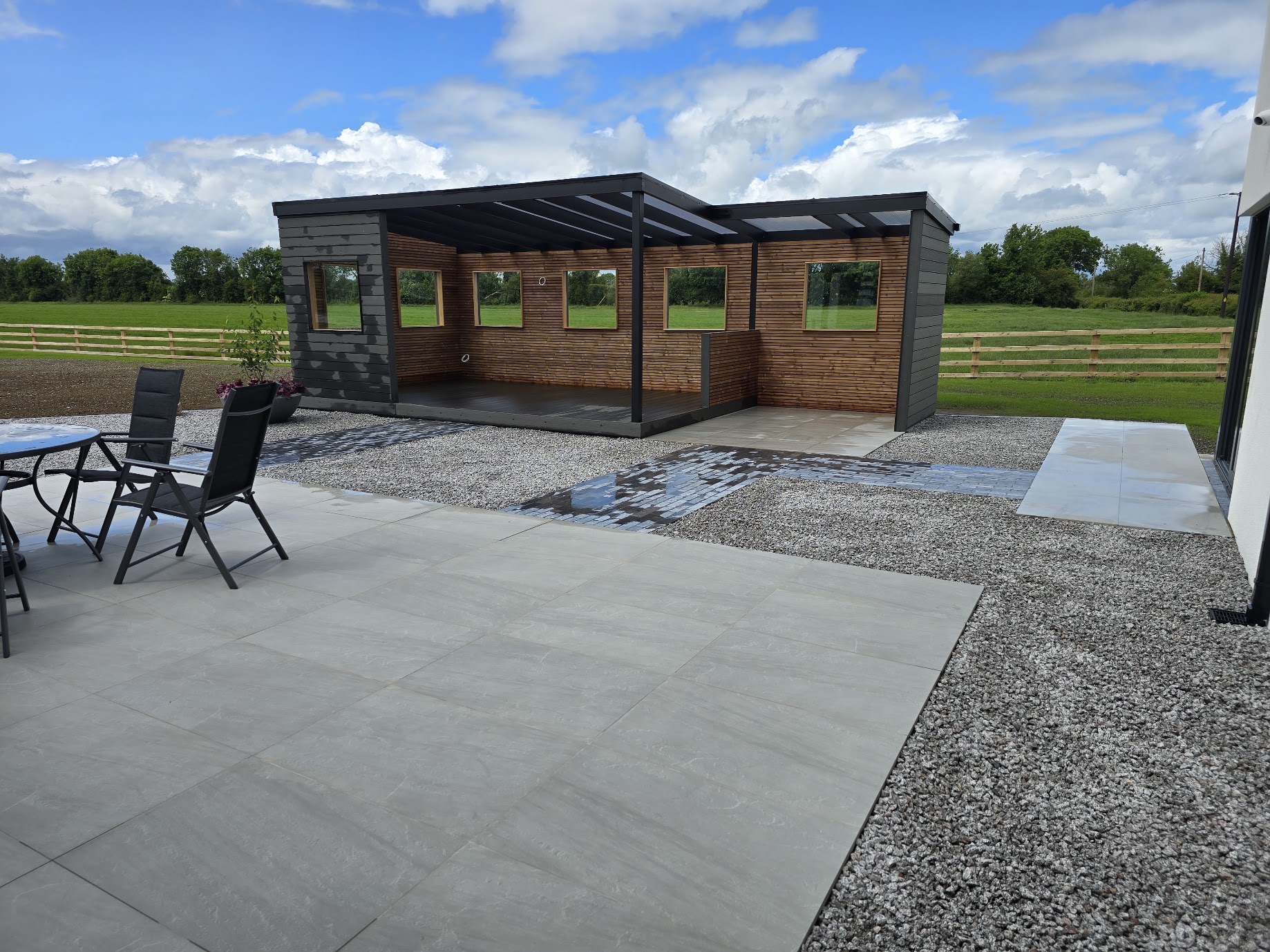 Luxury Outdoor Living gallery 6
