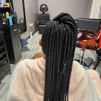 Knotless Box Braids