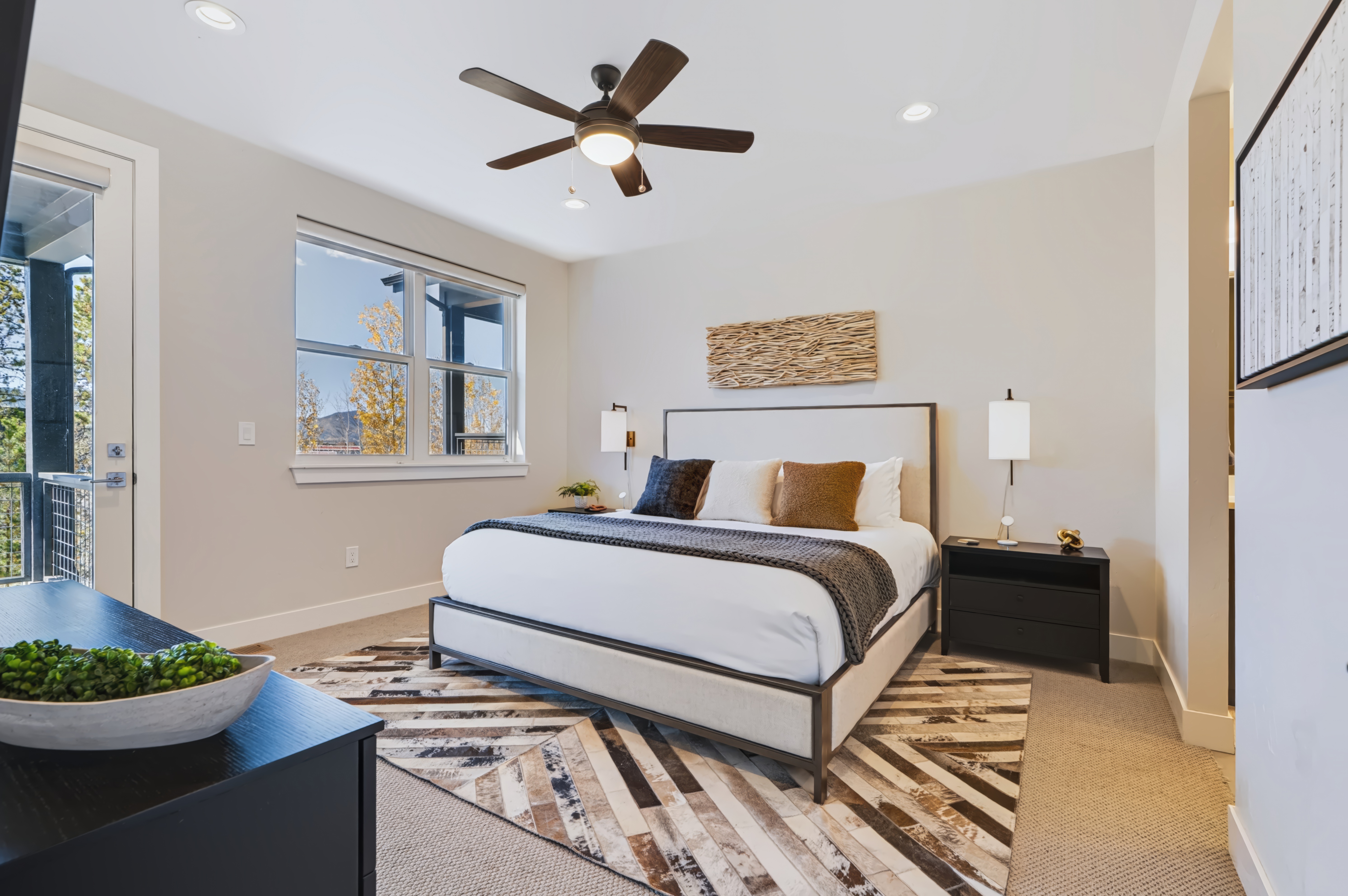 Contemporary Primary Bedroom Suite