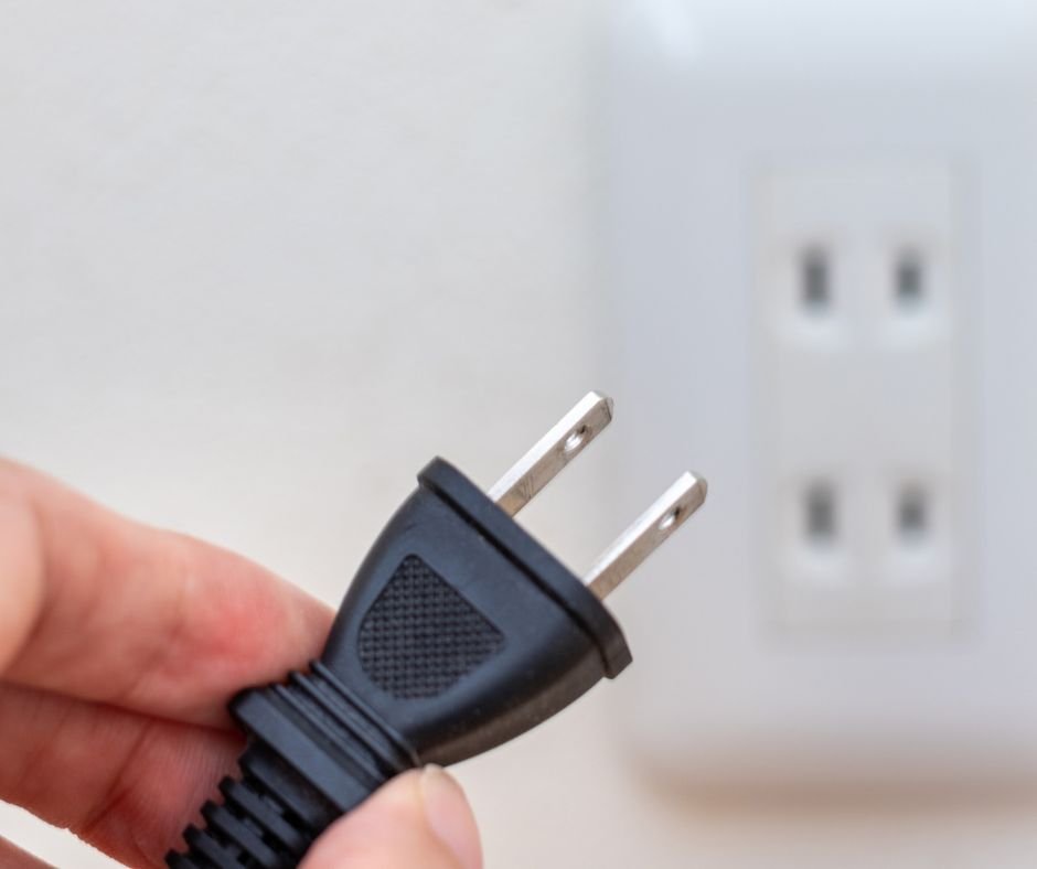 Easy Ways to Lower Your Electric Bill This Year
