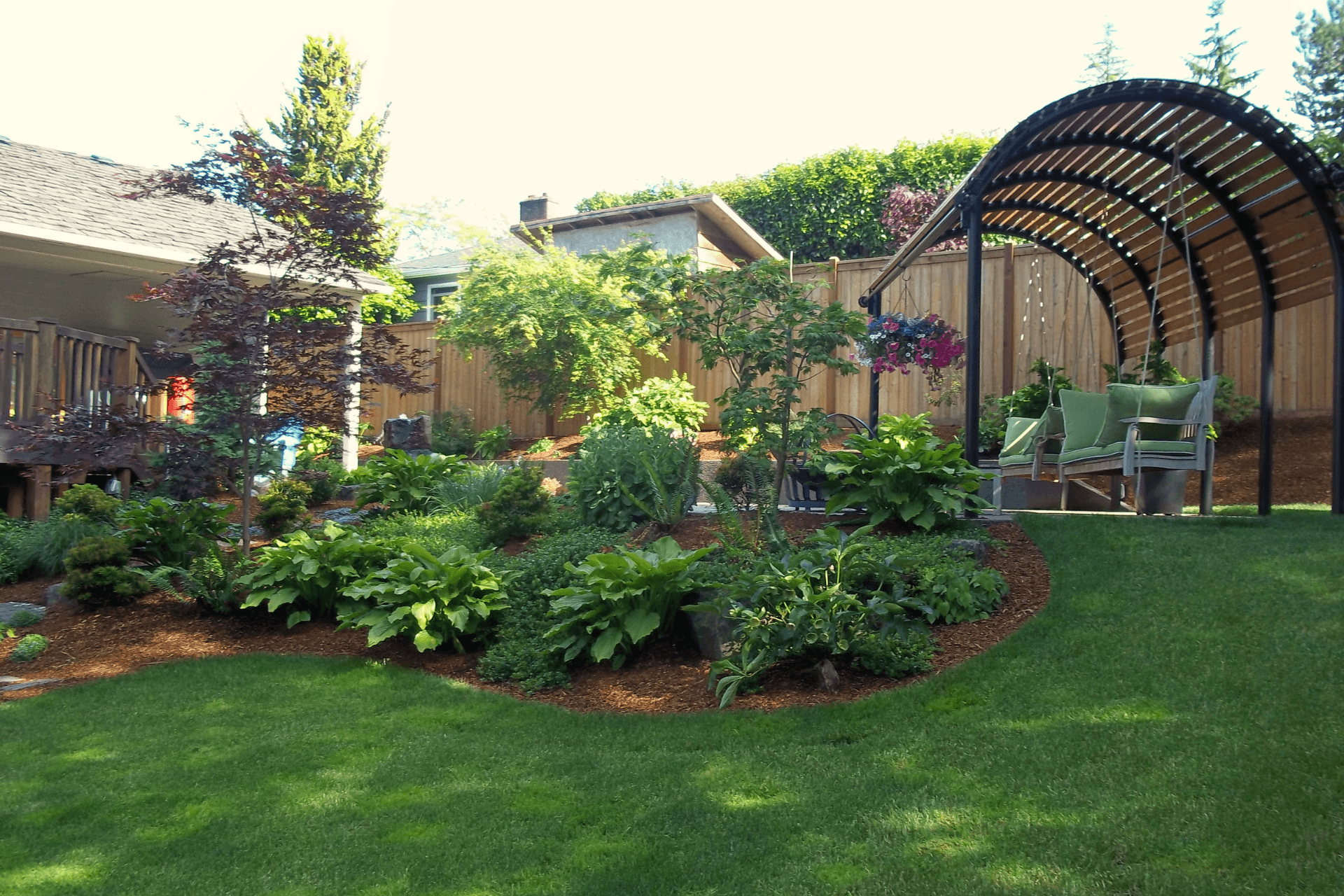 Plant replacement in Salem, Oregon - lush landscape with healthy plants