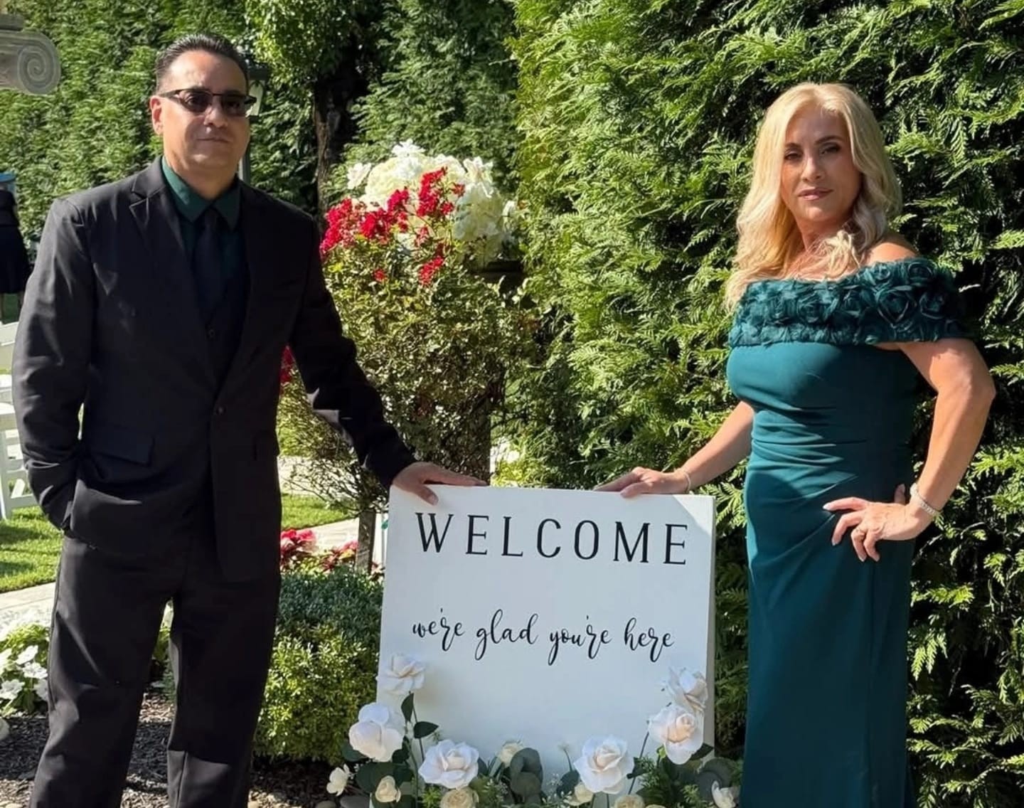 Welcome to our ceremony with Alexy and celebration hosts