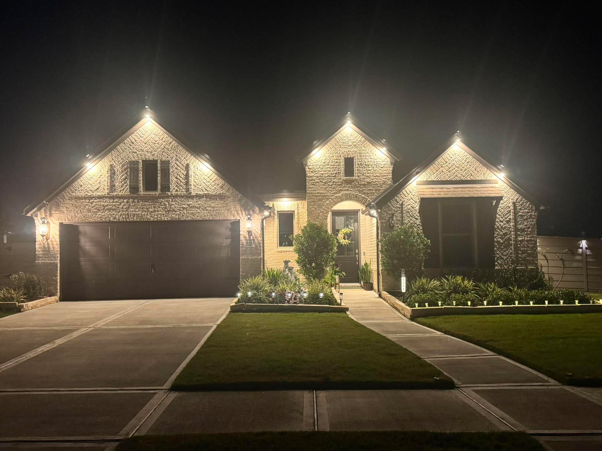 EXTERIOR LIGHTING