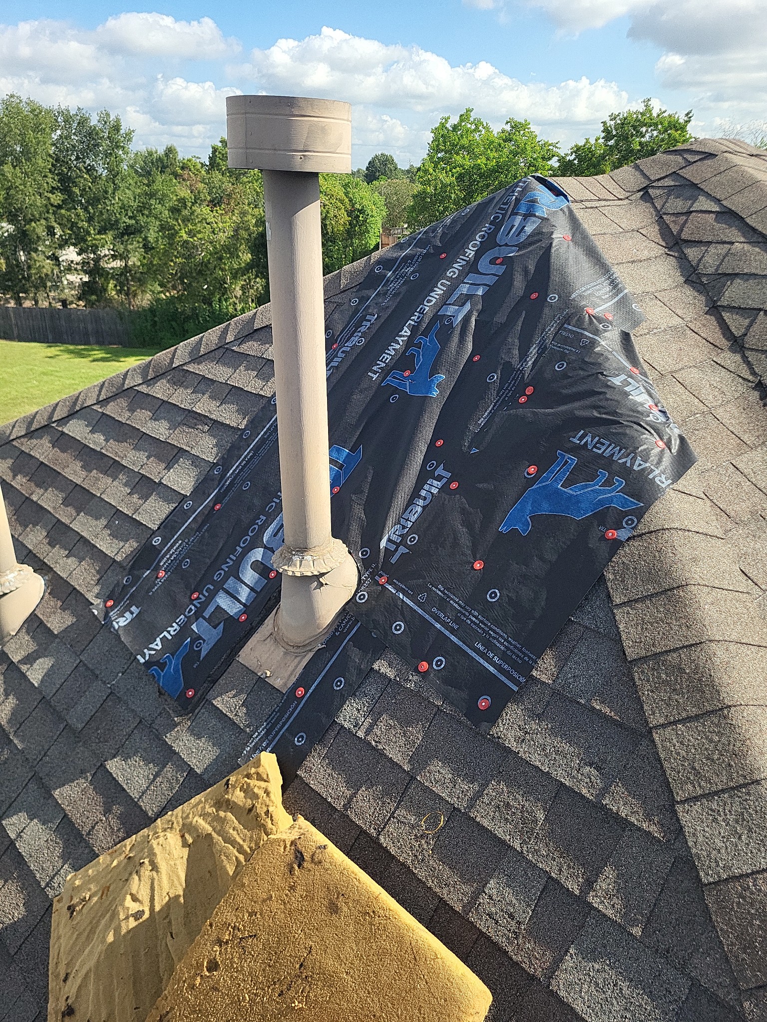 Emergency roof tarping service by Coreshield Home Systems - Houston TX