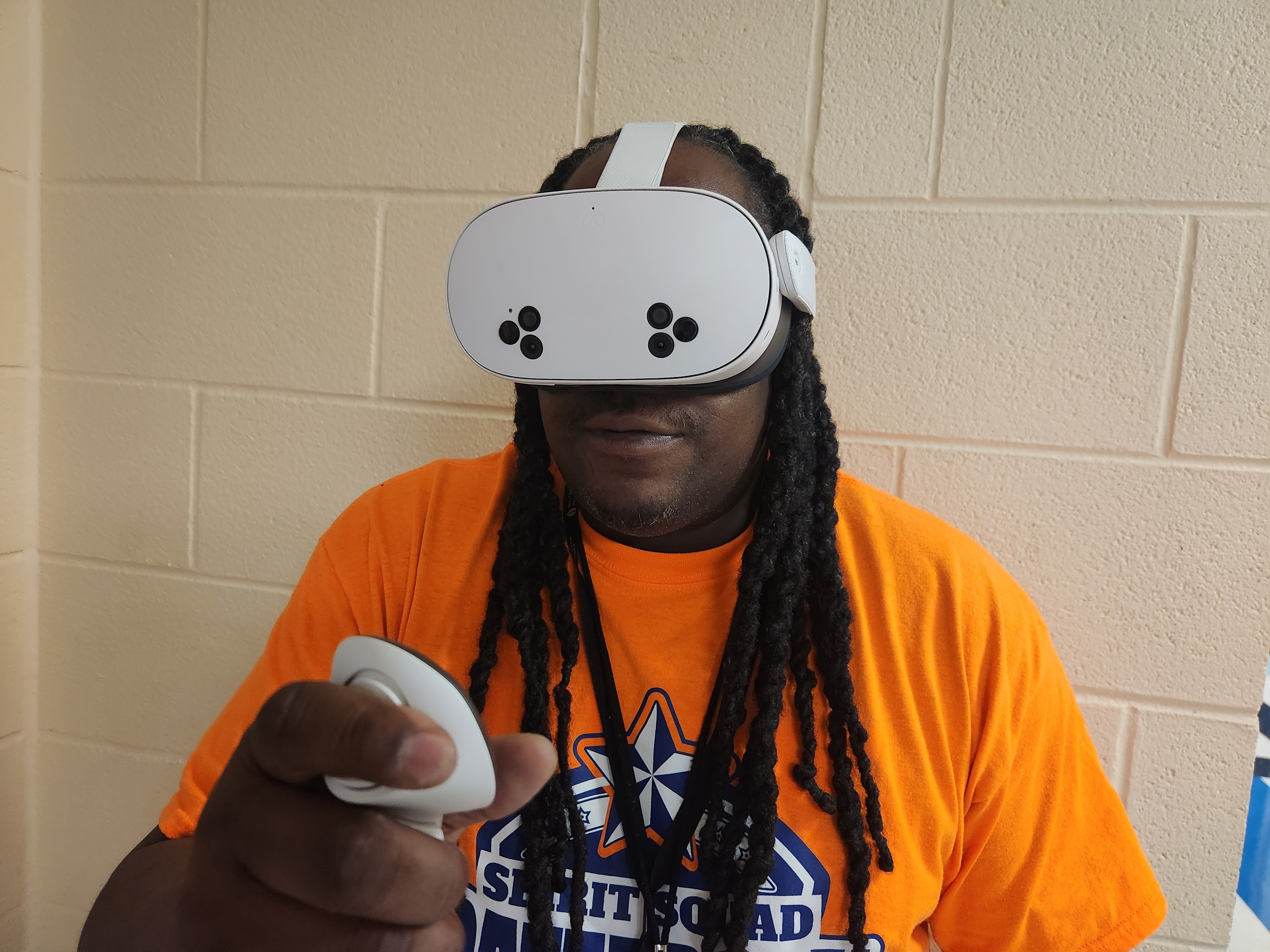 Veteran immersed in the VR peer experience