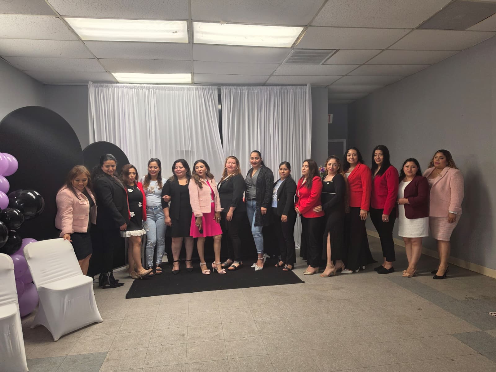 Comunidad de mujeres líderes 1