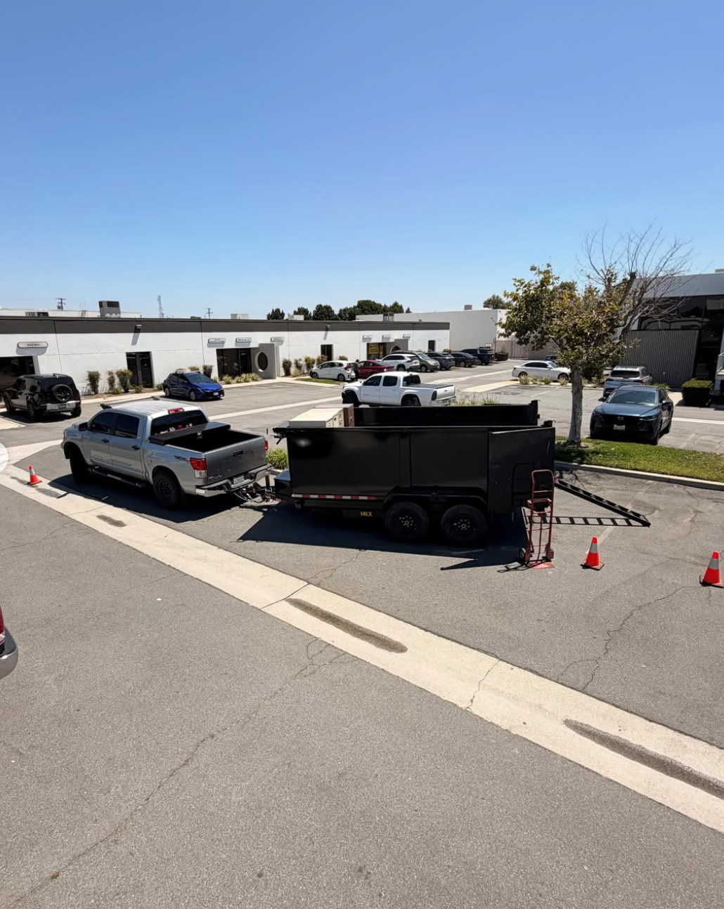 JJ's Dump Trailer and Pickup Equipment