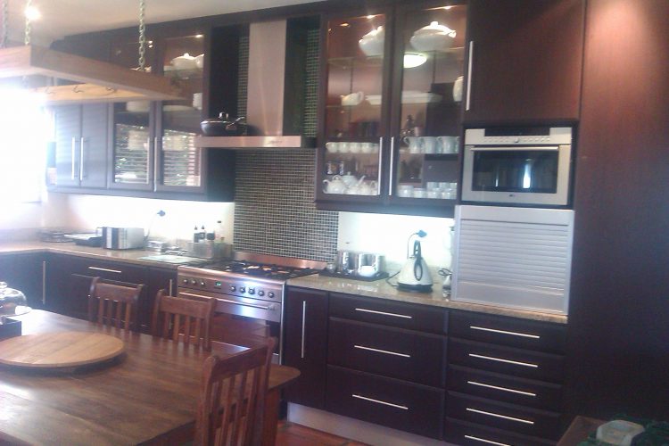 Modern Kitchens carpentry service by 2Can Carpentry in Cape Town