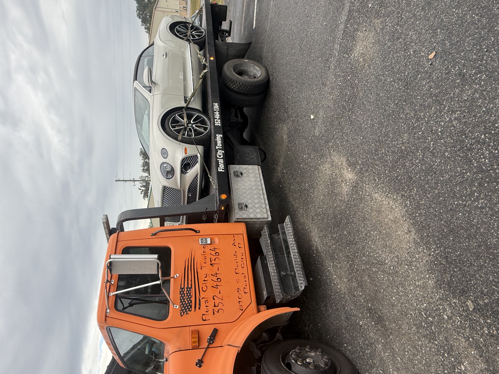 Luxury Vehicle Towing