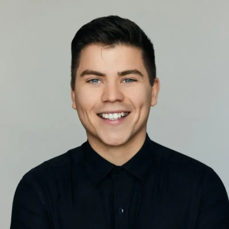 BASTIEN CARRIÈRE