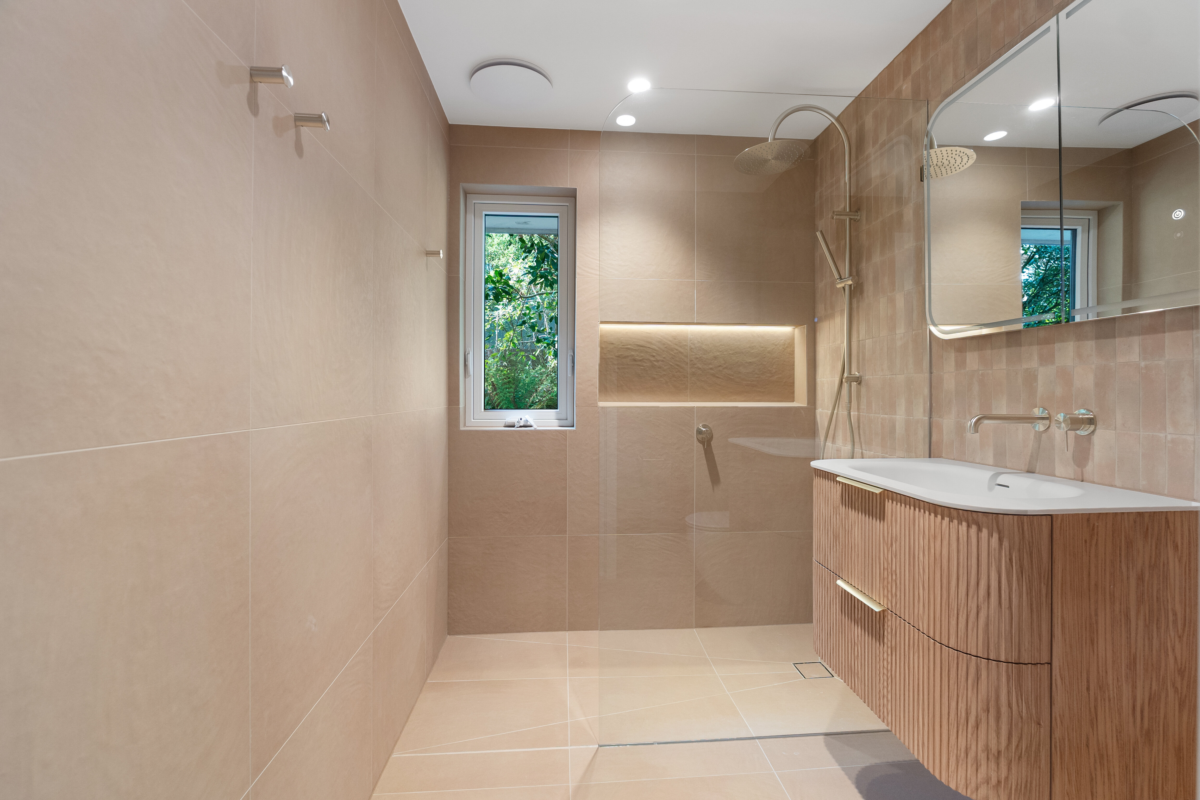 Bathroom detail