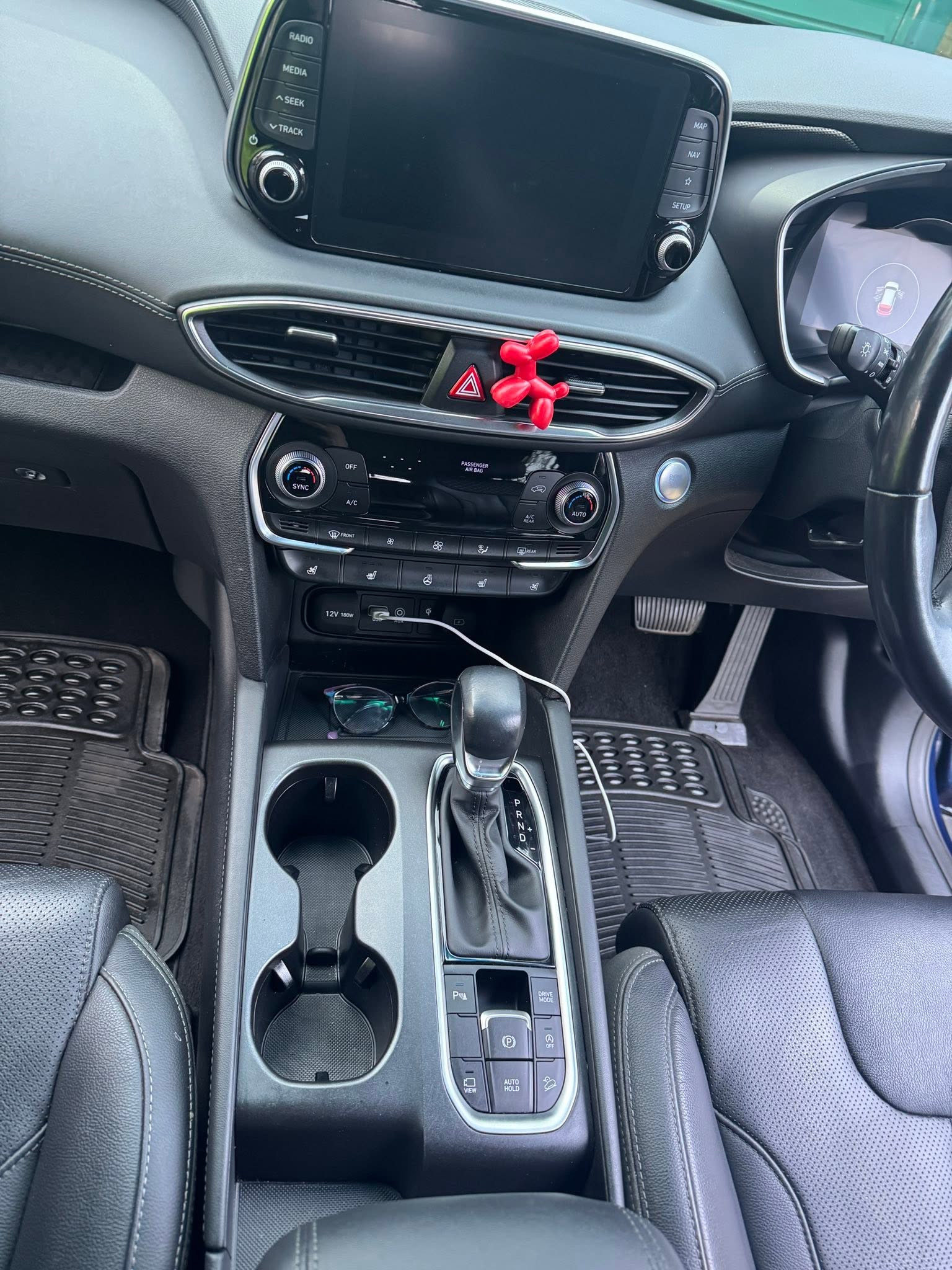 Hyundai Santa Fe — Interior Console & Cabin Clean — after professional valeting by Tidy Job Dundee