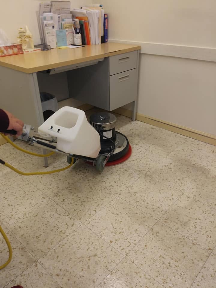 Residential Bathroom Deep Cleaning & Sanitization