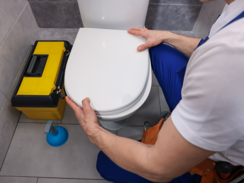 Toilet Repair & Installation performed by a plumber in Piscataway, NJ