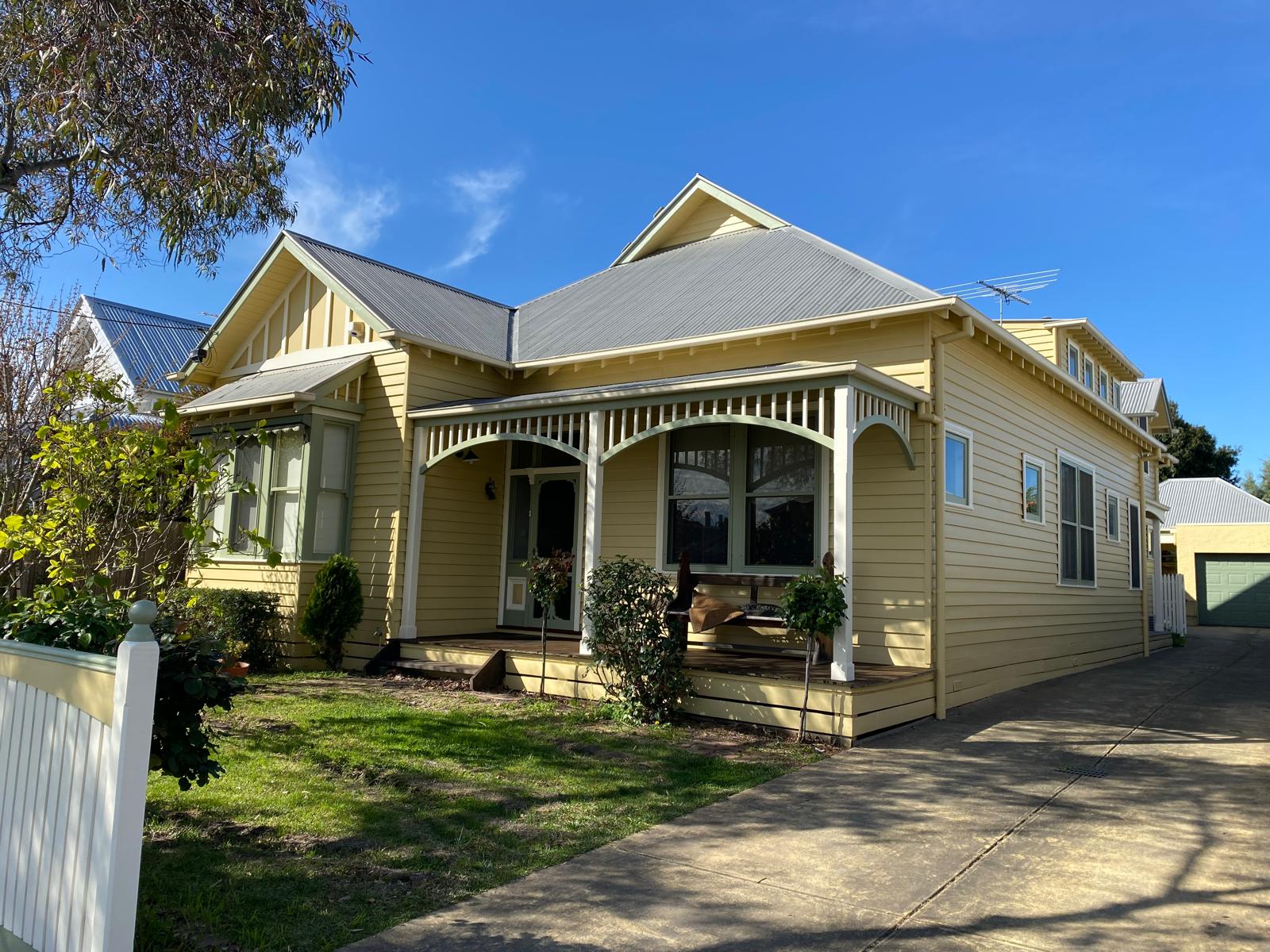 Professional exterior painting project completed by Auspainters in Melbourne - heritage villa with freshly painted facade