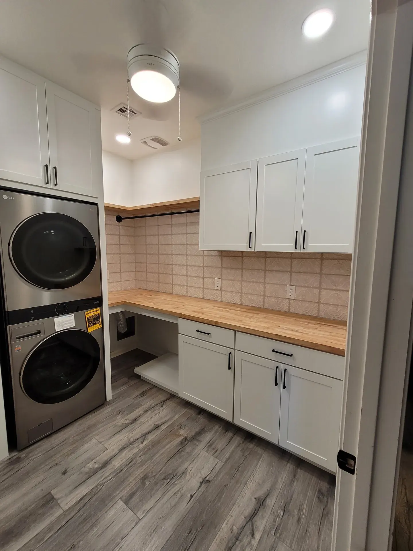 Cabinets & Custom Storage in Goodyear, AZ Custom cabinetry and storage installation in Litchfield Park, AZ