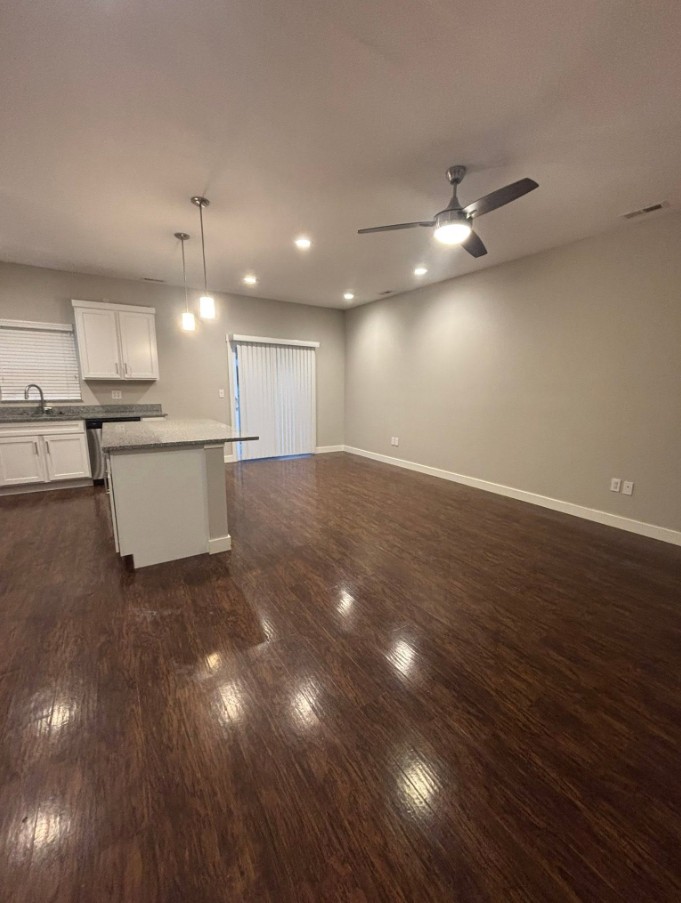 Move-Out Clean - Open Concept Living Area - Move-Out Cleaning in Fostoria, OH